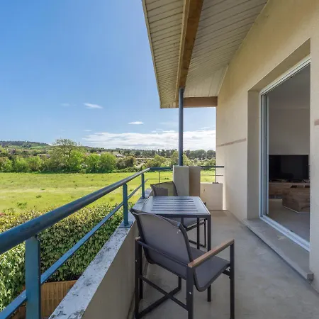 Apartment Lumaia - Vue Cite, Terrasse & Piscine *