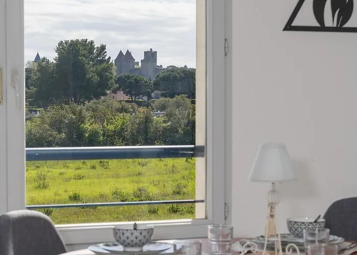 Lumaia - Vue Cite, Terrasse & Piscine Apartment