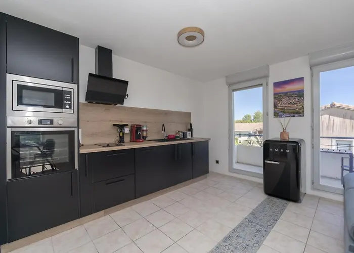 Lumaia - Vue Cite, Terrasse & Piscine Apartment Carcassonne